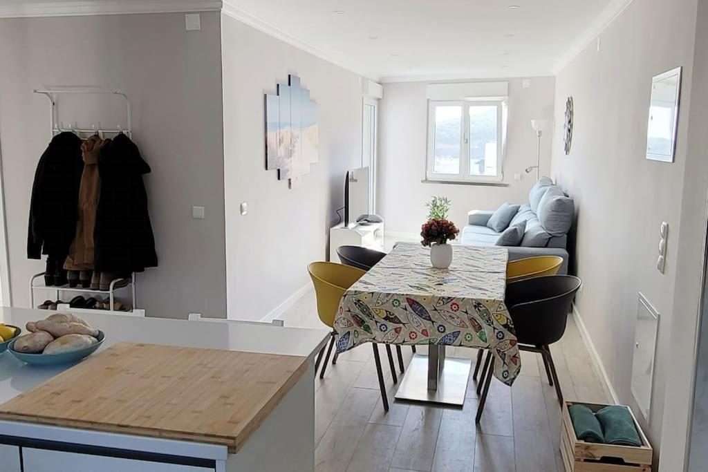 *Sea View* New 3 Bedroom Apt With Free Parking Sesimbra Exteriér fotografie