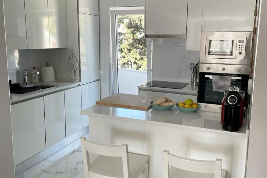 *Sea View* New 3 Bedroom Apt With Free Parking Sesimbra Exteriér fotografie