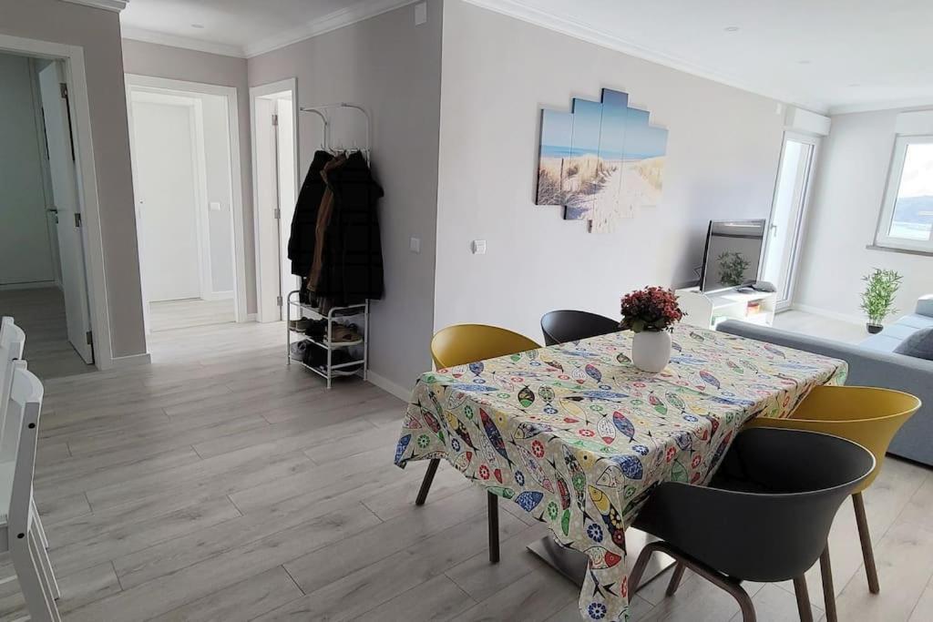 *Sea View* New 3 Bedroom Apt With Free Parking Sesimbra Exteriér fotografie