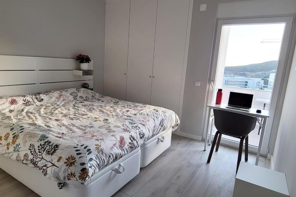 *Sea View* New 3 Bedroom Apt With Free Parking Sesimbra Exteriér fotografie